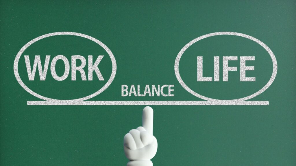 タクシー運転手は副業と両立可能？大阪のタクシー会社の正社員の働き方